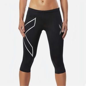 2XU Elite Womens 3/4 Capri Compression Tights - Black Sz Small